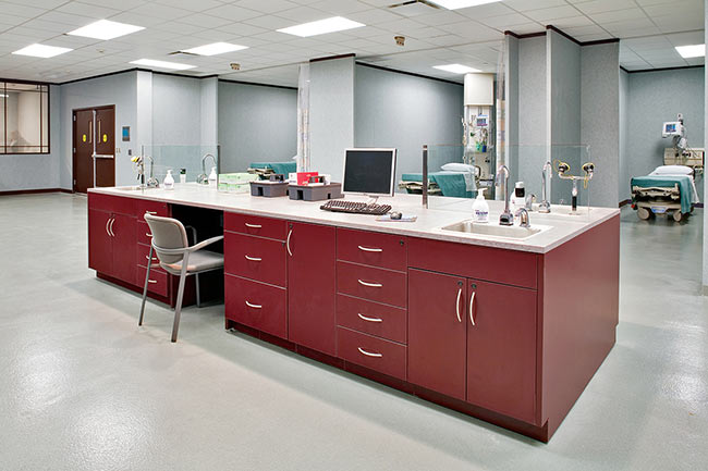 Recovery Room Station with Modular Casework