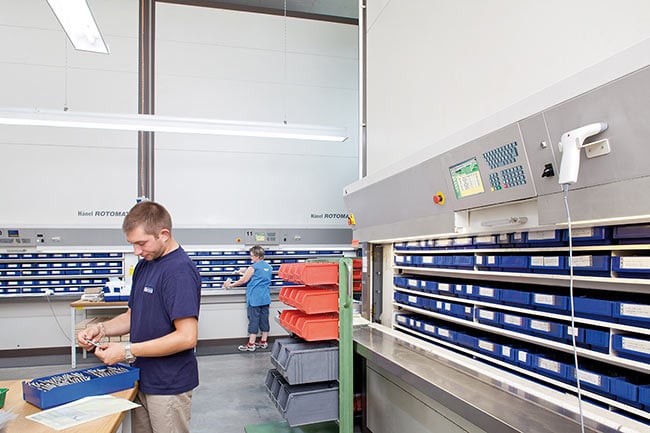 Industrial Rotomat Vertical Carousels Storing Small Parts