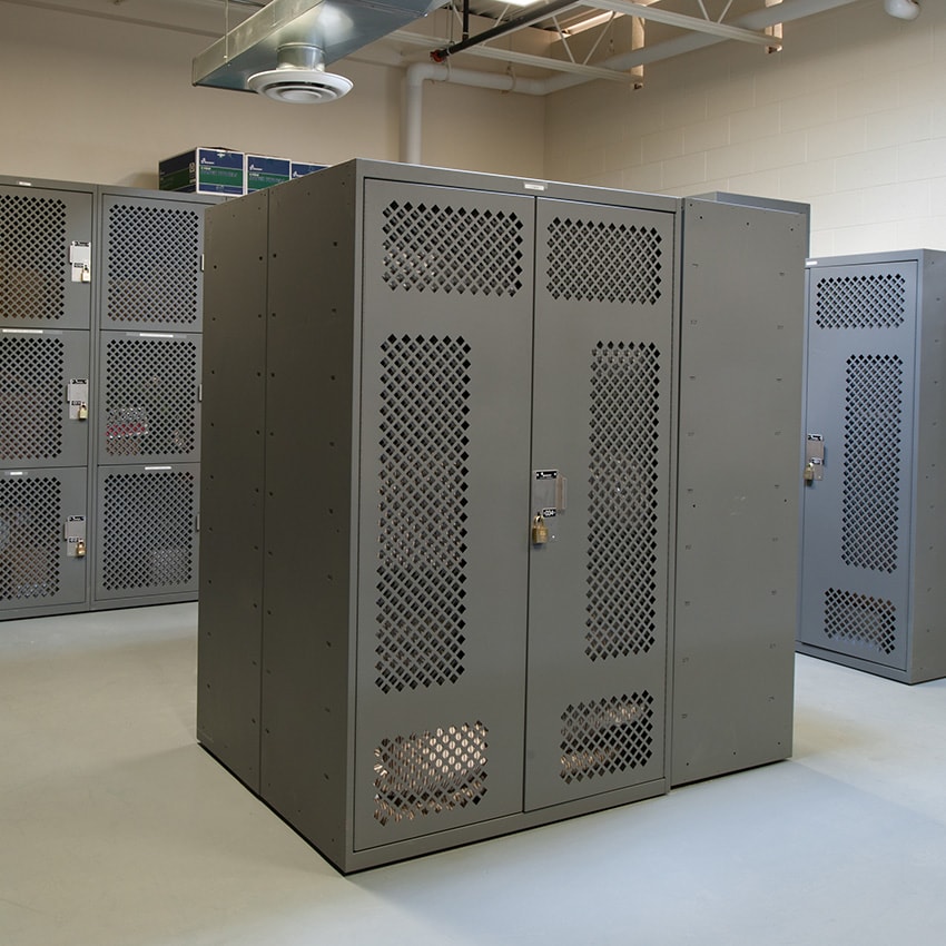 Gear-Lockers