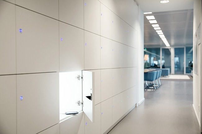 Visitor-Locker