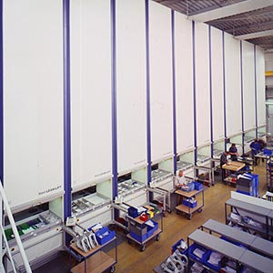 Lineside-Industrial-Vertical-Lift