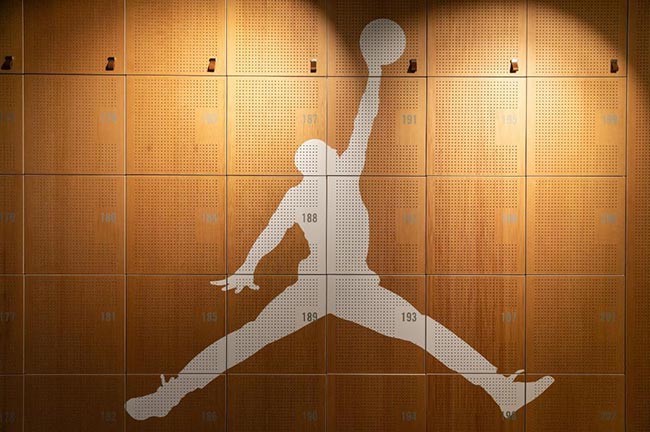 Sports-Locker